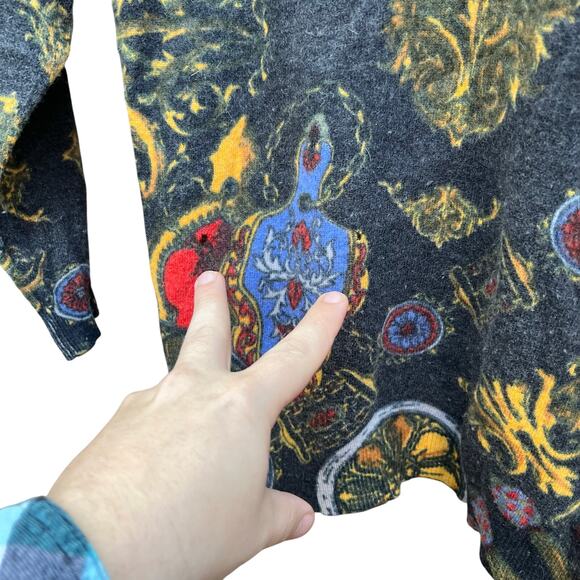 Vintage 80’s Pierre Cardin Rabbit Hair Sweater Size Médium 18x27 - Picture 6 of 9